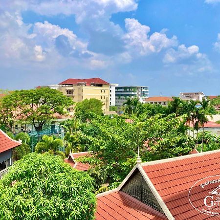 Garden Village Guesthouse & Pool Bar Siem Reap Exterior photo