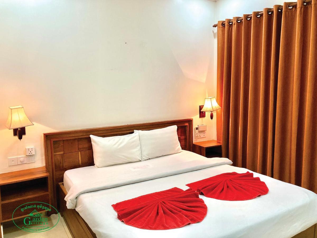 Garden Village Guesthouse & Pool Bar Siem Reap Exterior photo