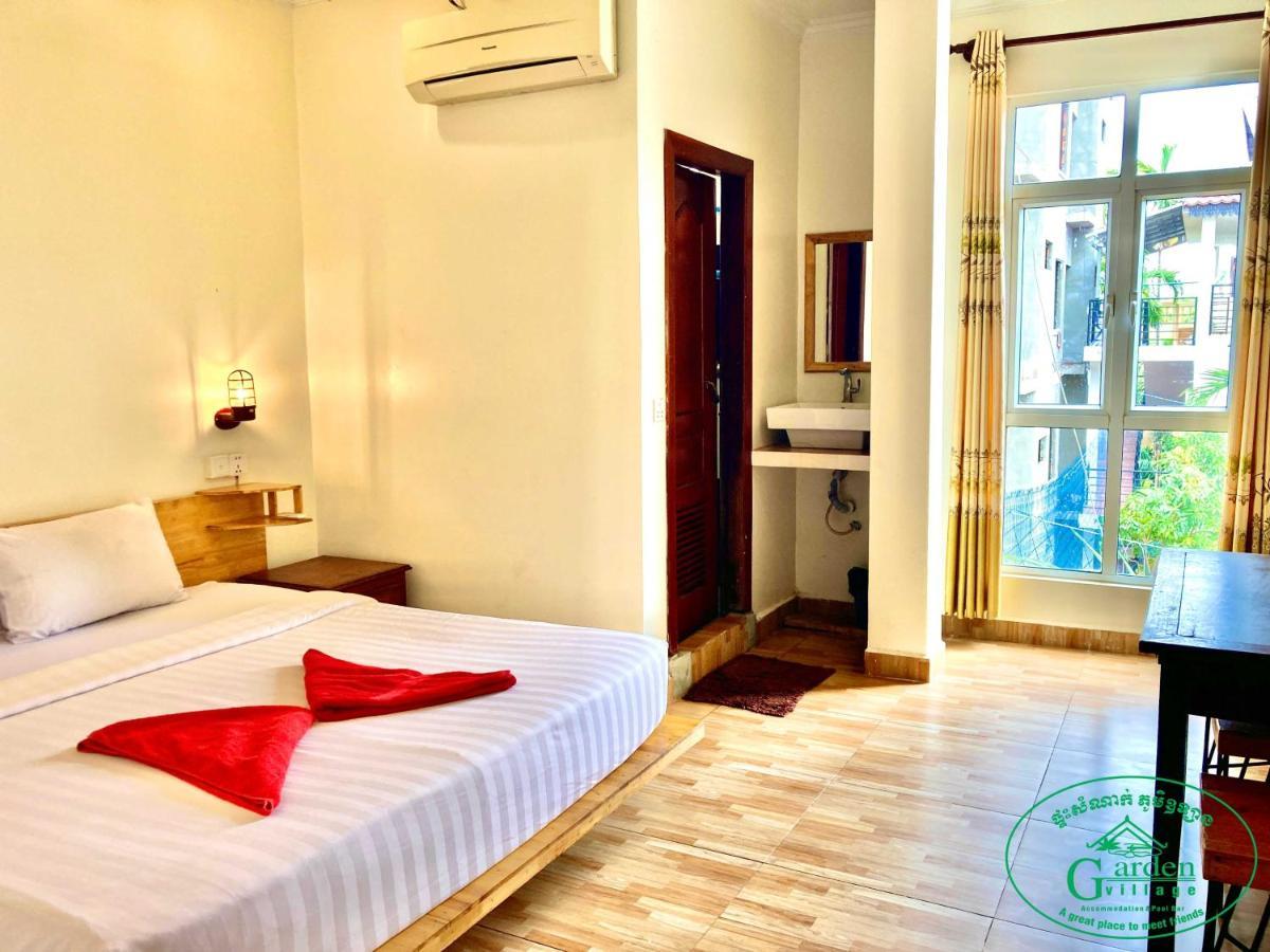Garden Village Guesthouse & Pool Bar Siem Reap Exterior photo