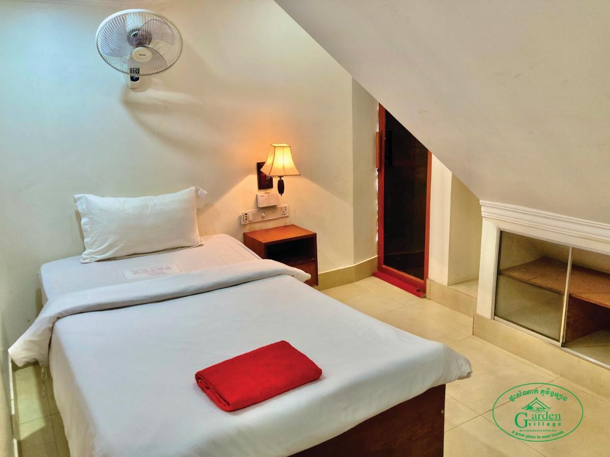 Garden Village Guesthouse & Pool Bar Siem Reap Exterior photo
